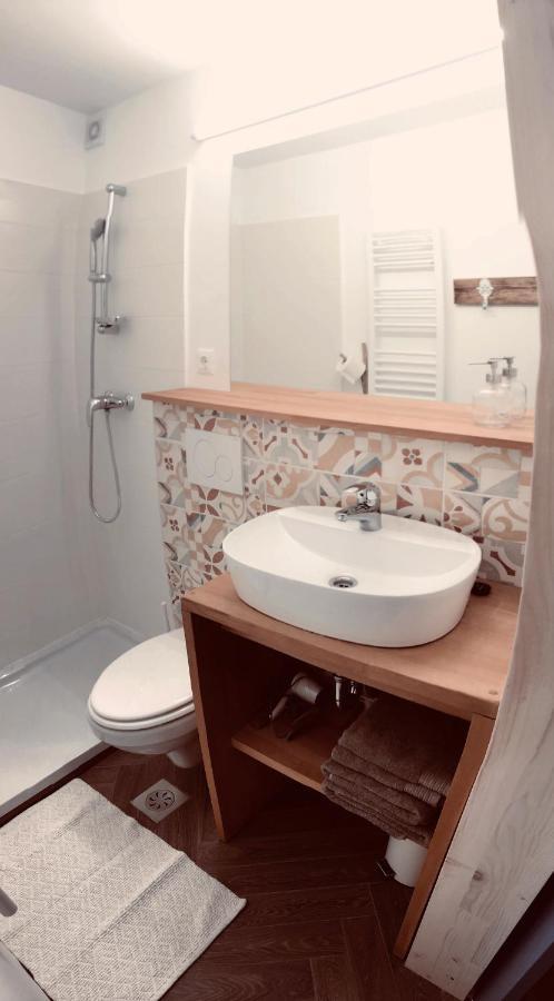 B&B Mad Mountain Robidisce Luaran gambar