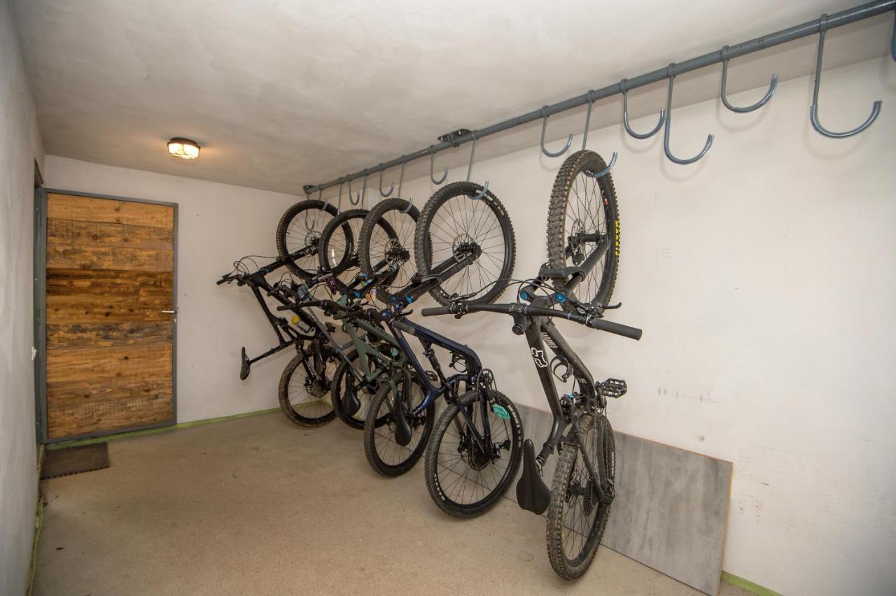 B&B Mad Mountain Robidisce Luaran gambar